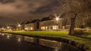 Hybride contract bij meerjarig onderhoud aan de openbare verlichting in acht gemeenten