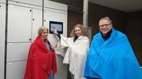 Urk verwarmt als eerste in Nederland zwembad gasloos