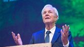 Volle zalen voor 1e editie Deventer Jan Terlouw Lezing