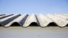 Que faire en cas de présence d'amiante dans votre bâtiment?